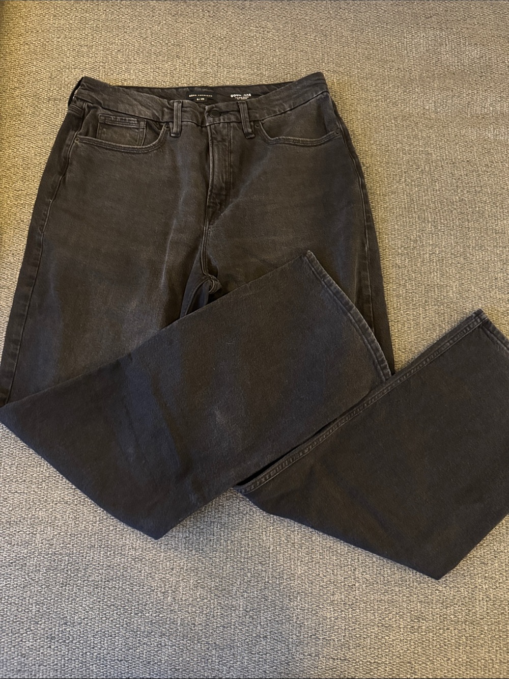 Good American Good ’90s Mid-Rise Baggy Jeans Black Wash 8/29